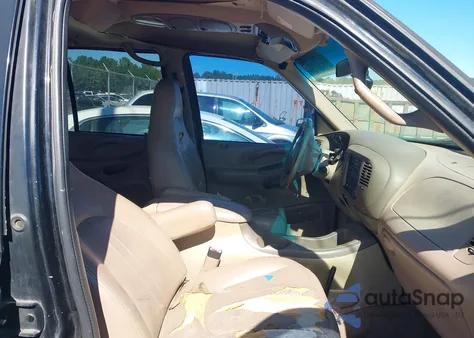 1998 Ford Expedition Eddie Bauer/Xlt from USA, damaged, VIN 1FMRU17L3WLB58899